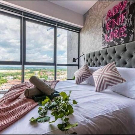 Klia Glorybnb Bell Suites Sepang Luaran gambar